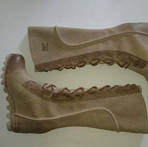 Sorel Cate the great wedge boot crouton sanguine 7